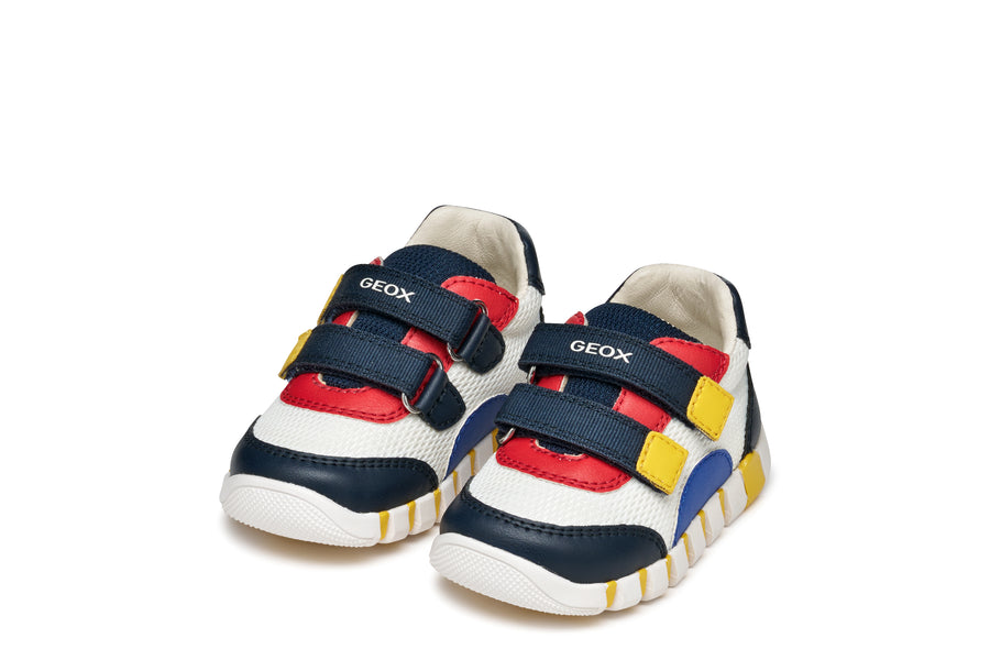 Geox Boy's first steps sneakers /White /Navy /B3555C C0899