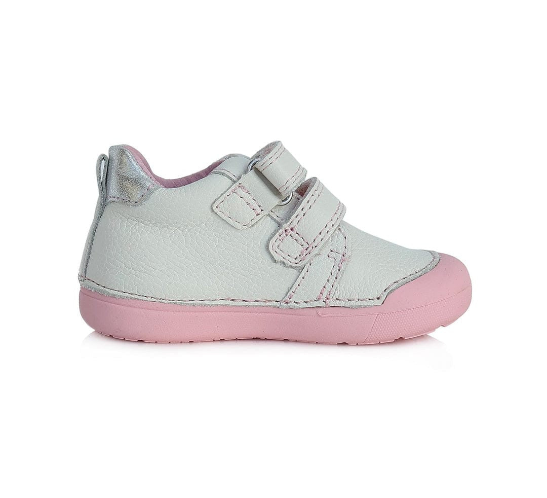 D.D.step leather girls shoes white,  clouds detail S066-383_339.jpg