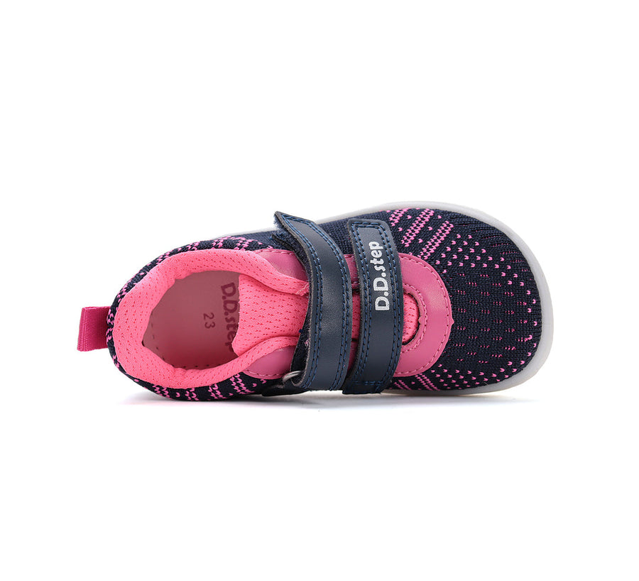 D.D.step girls lightweight runners /barefoot /Royal Blue  F093-51399D