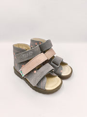Mrugala PORTO girls sandals, colour grey, stars details