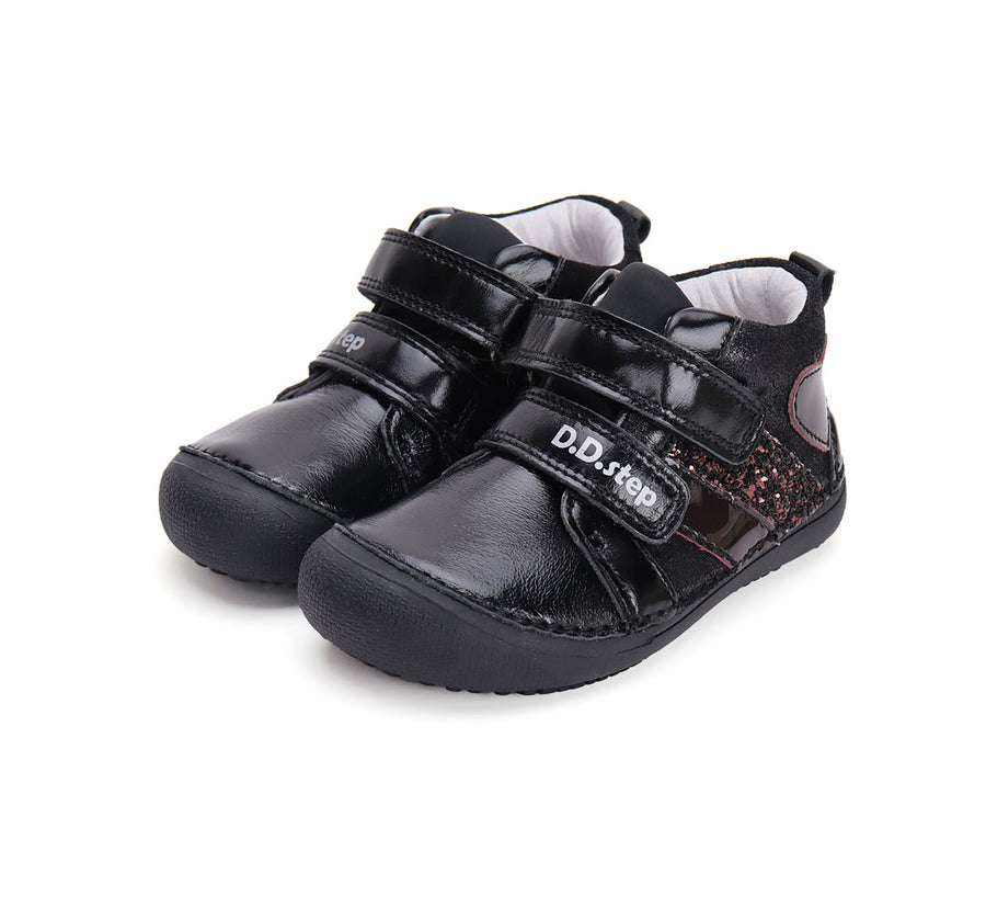 D.D.step girls leather / barefoot/ water-repellence shoes/Black S063-42767