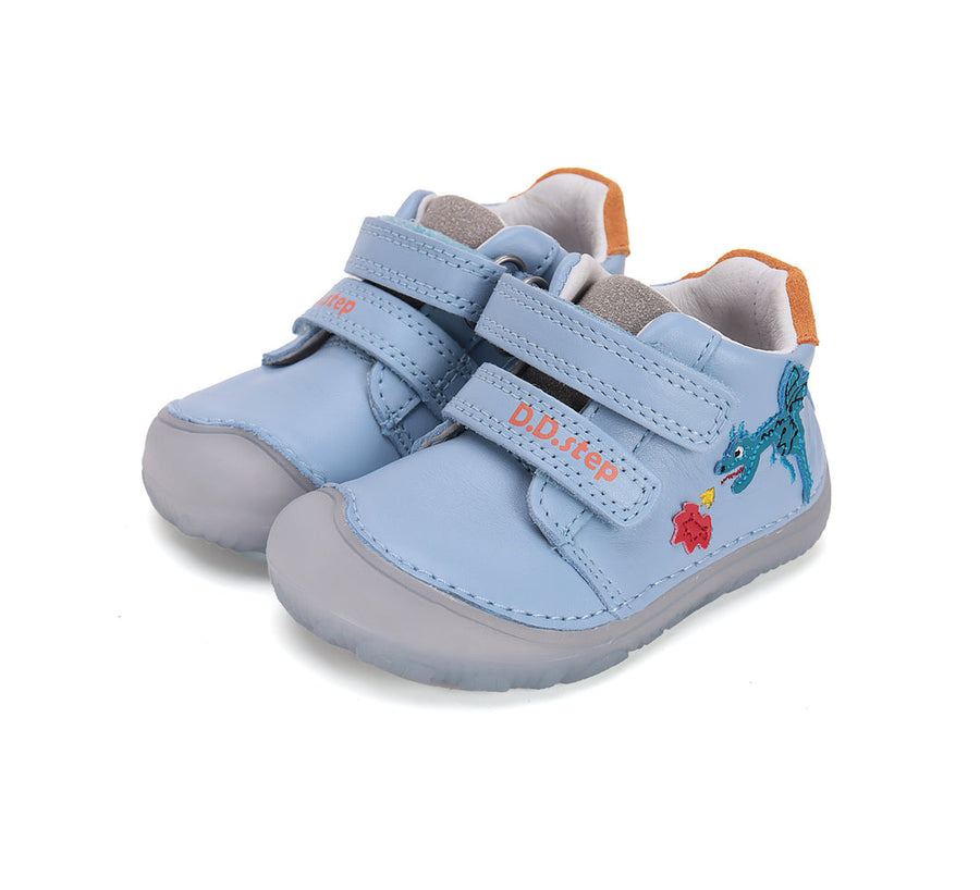 D.D.step boys / first steps/ barefoot leather shoes with Dragon detail in Sky Blue (S073-51696)