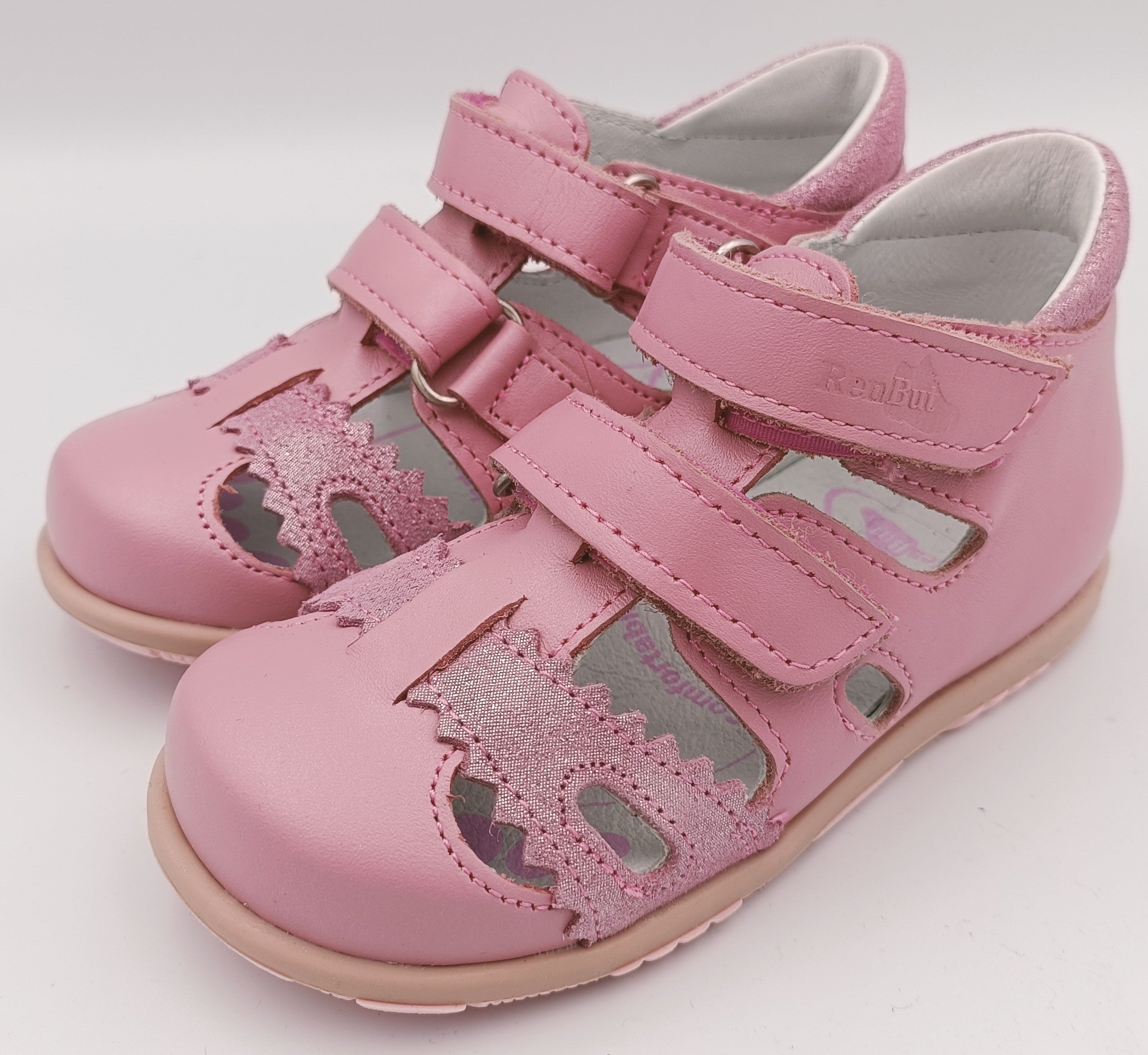RenBut Girls leather sandals in Pink_3856.jpg
