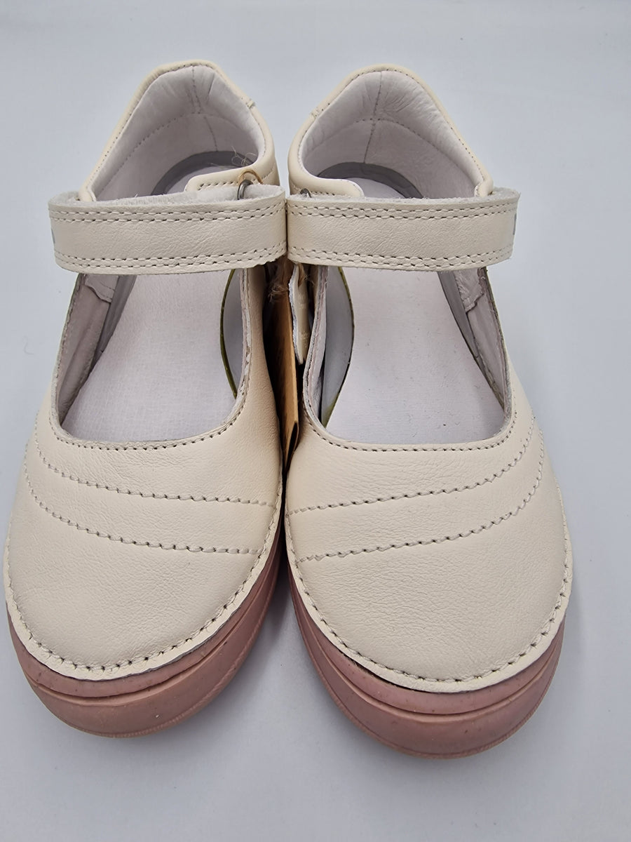 D.D.step girls barefoot leather ballerinas / Cream H078-51579A