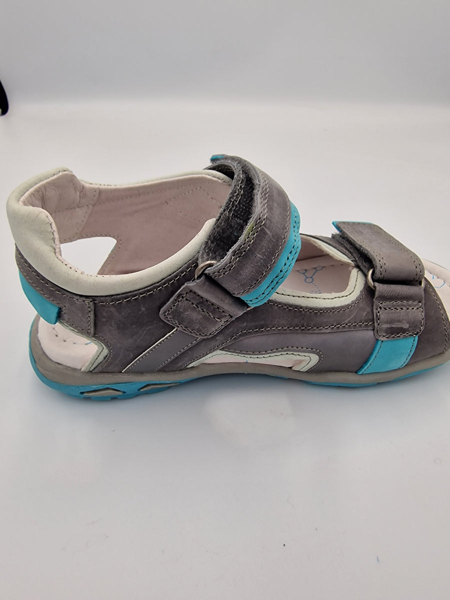 D.D.step boys leather reflective sandals /Grey AC290-552AL