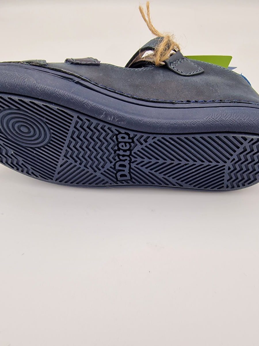 D.D.step boys leather sandals/royal blue H078-361M