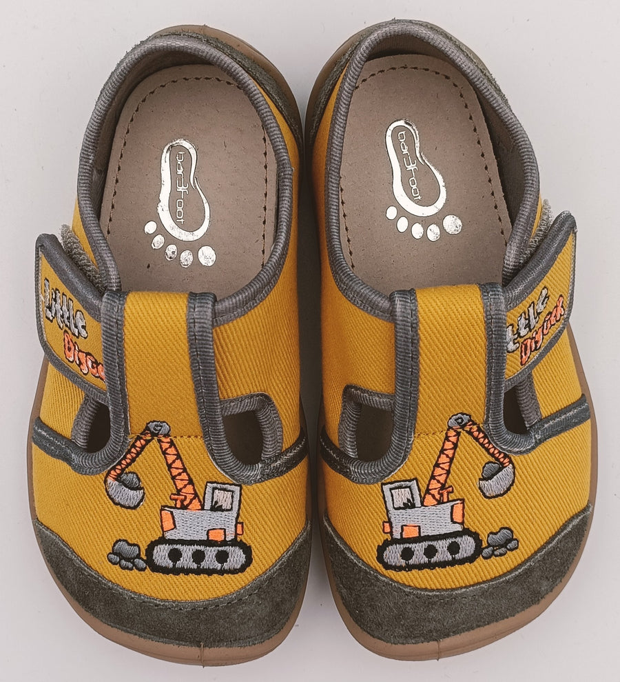 3f Bar3foot boys slippers /Yellow, digger details 3BE3/4R_3764.jpg