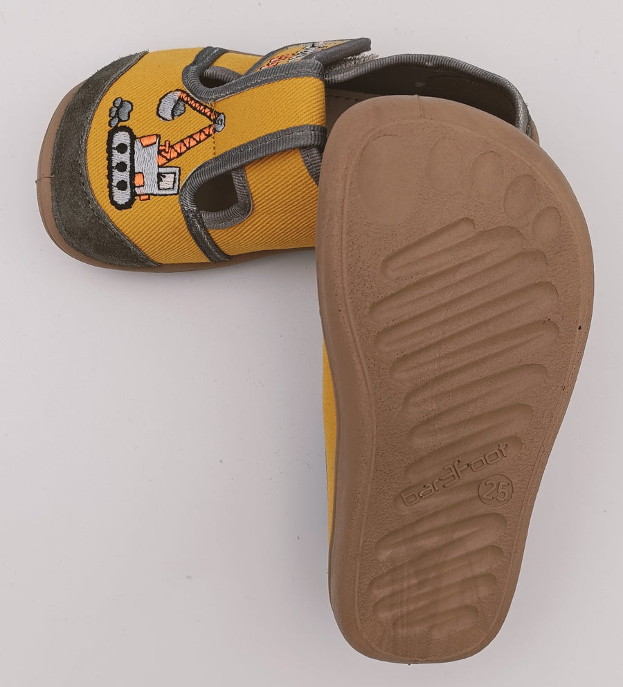 3f Bar3foot boys slippers /Yellow, digger details 3BE3/4R_3765.jpg