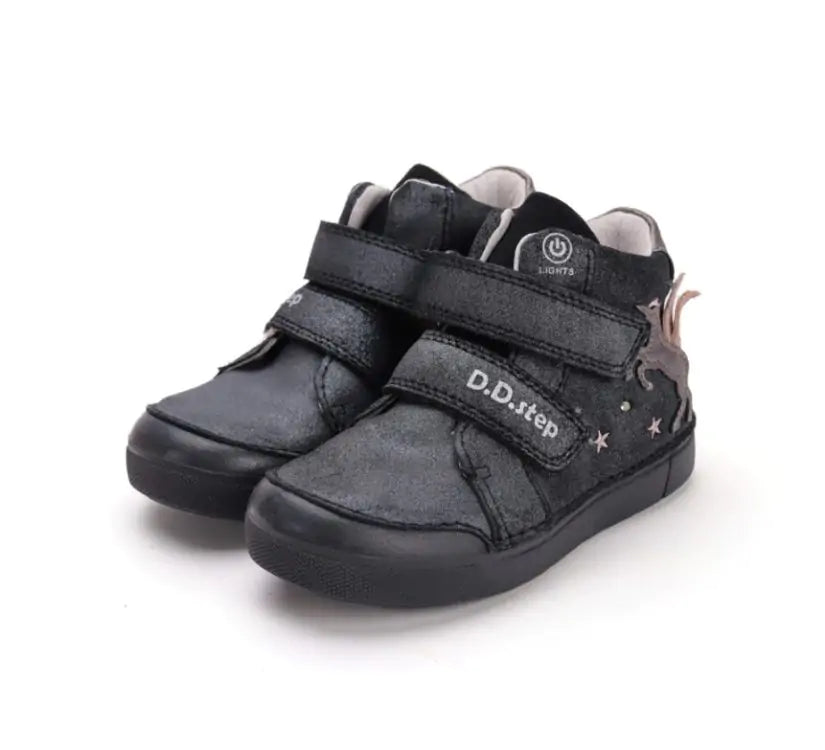 D.D.Steps Girls shoes/ LED Lights/ Black - (A068-52459BM)