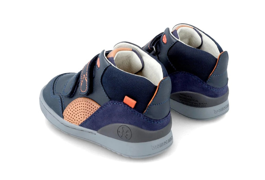 Biomecanics boys boots size UK10-11.5 color Marino 231224-A_2478.jpg