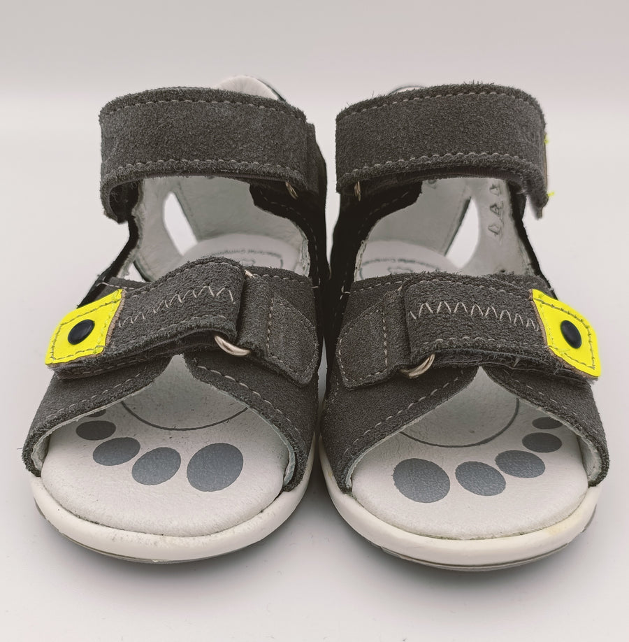 RenBut Boys leather sandals in Navy/Grey/Bright Yellow_3789.jpg