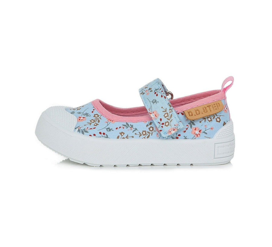 D.D.step Girls canvas shoes in Calypso Sky / CSG-330BM_212.jpg