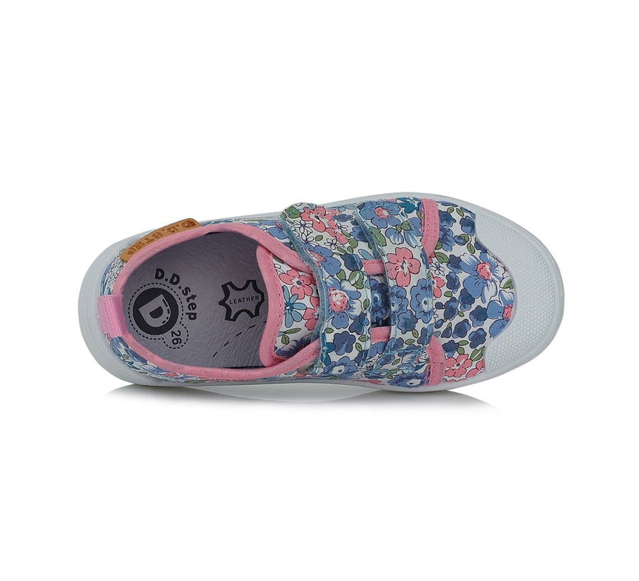 D.D.step Girls canvas shoe in sky blue colour_200.jpg