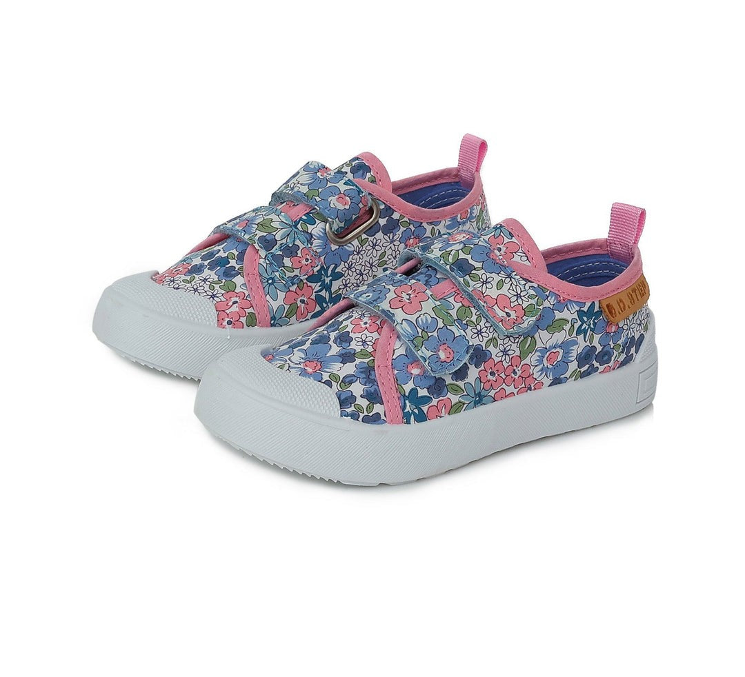 D.D.step Girls canvas shoe in sky blue colour_202.jpg