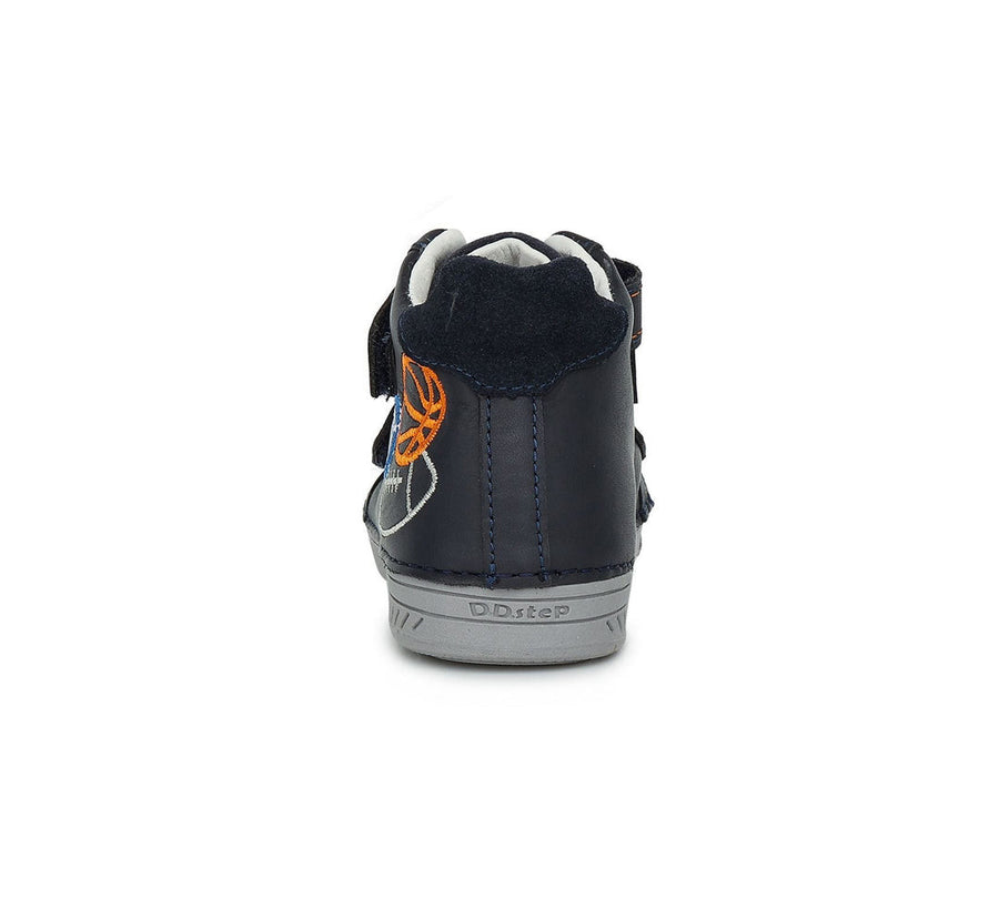 D.D.step boys leather boots A040-357M_1812.jpg