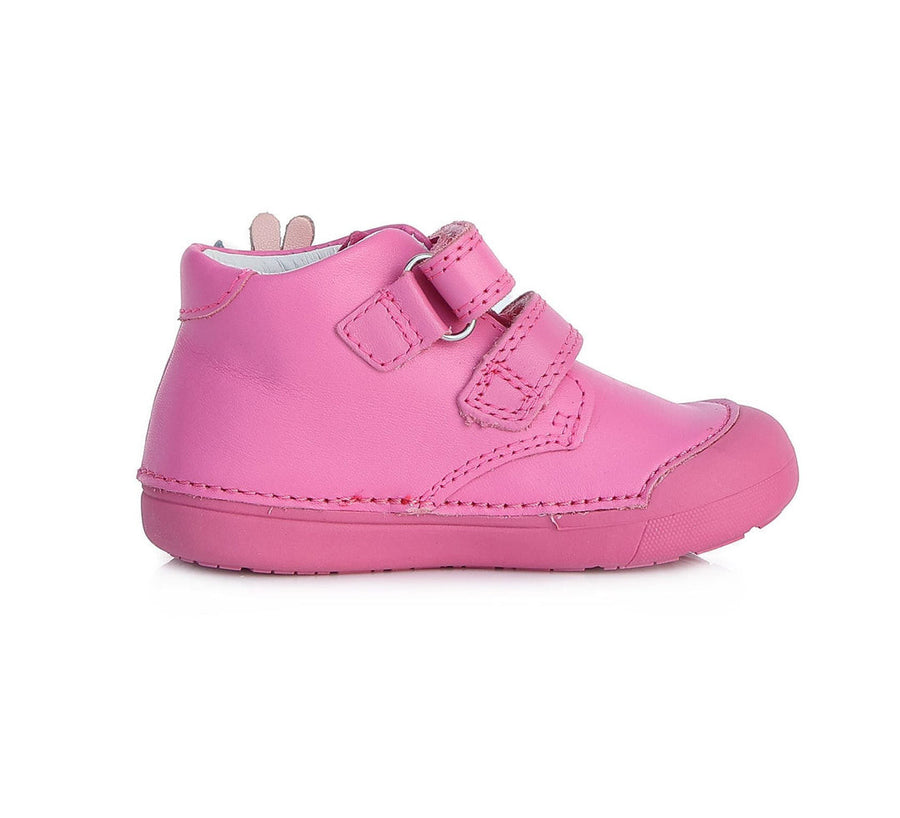 D.D.step leather Girls shoes in pink,  rabbit in a hat detail_247.jpg