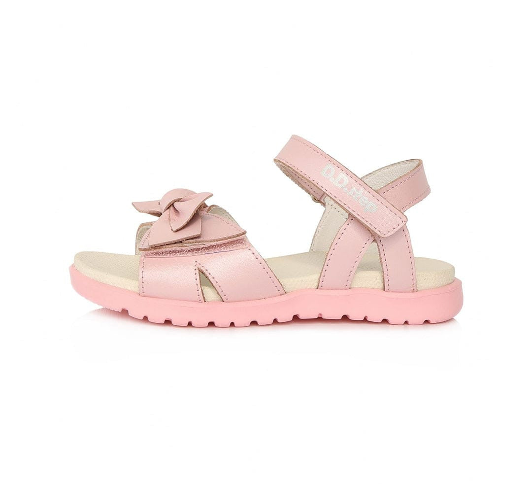 D.D.step girls leather sandals /Daisy Pink AC055-84_436.jpg