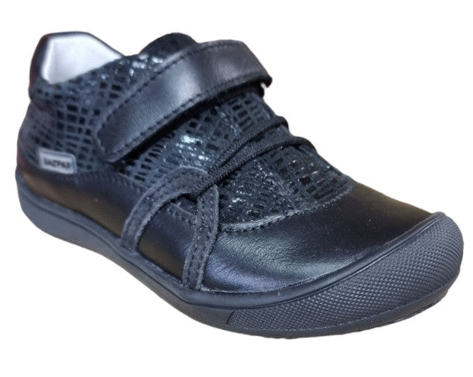 Gaspar girls black shoes_1470.jpg