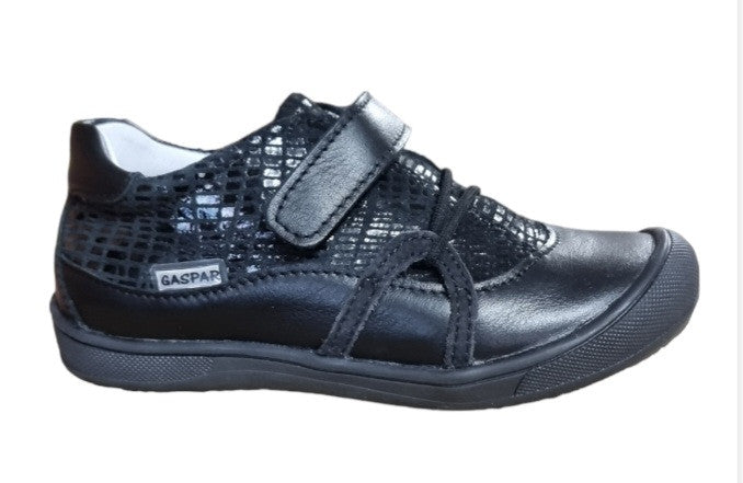 Gaspar girls black shoes_1472.jpg