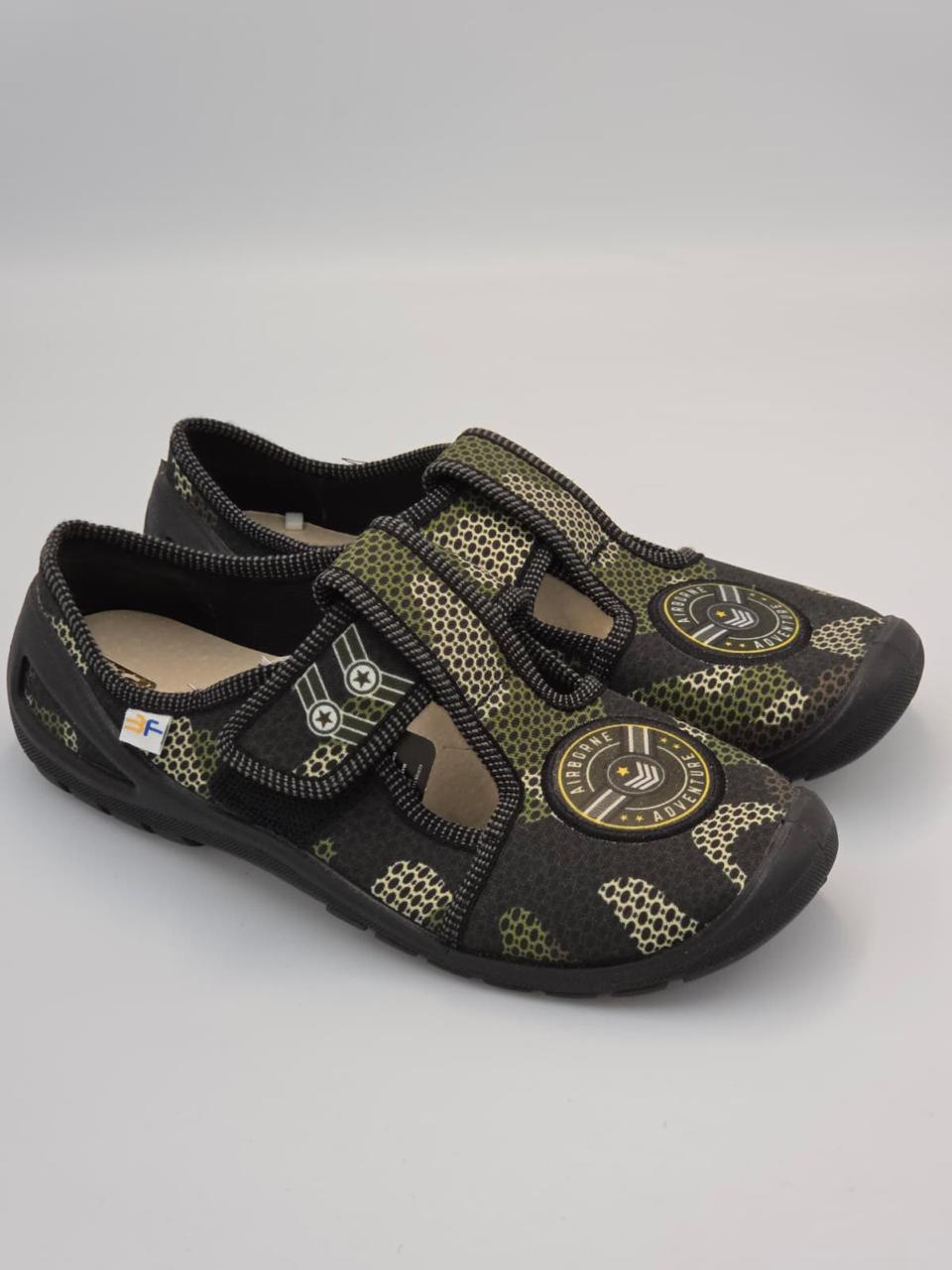 3F Boys Slippers – Khaki & Black, Wheels