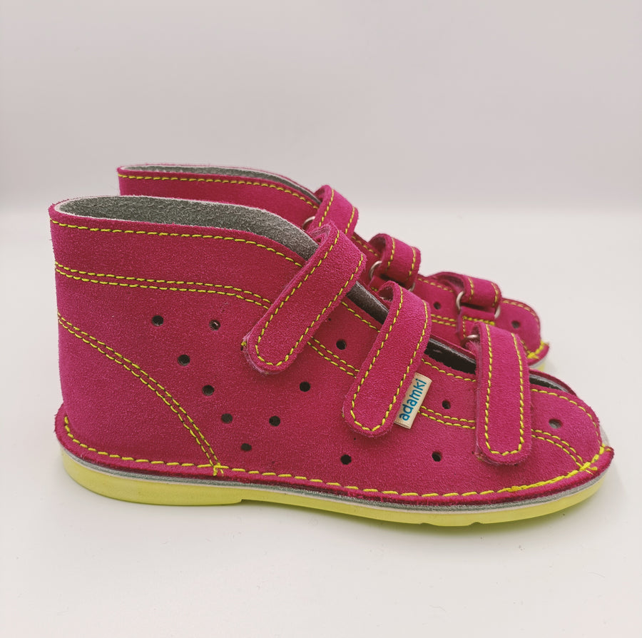 Adamki prophylactic sandals with Thomas heel
