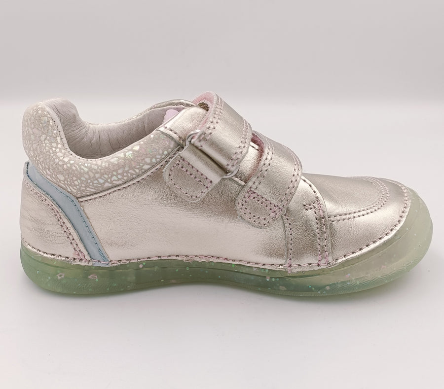 D.D.step Girls leather shoes in Golden colour /S078-343BM /HEART DETAILS