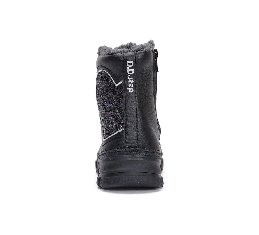 D.D.step girls leather boots /warm lining /Autum Winter/ W056-42453A Black /HEART DETAILS