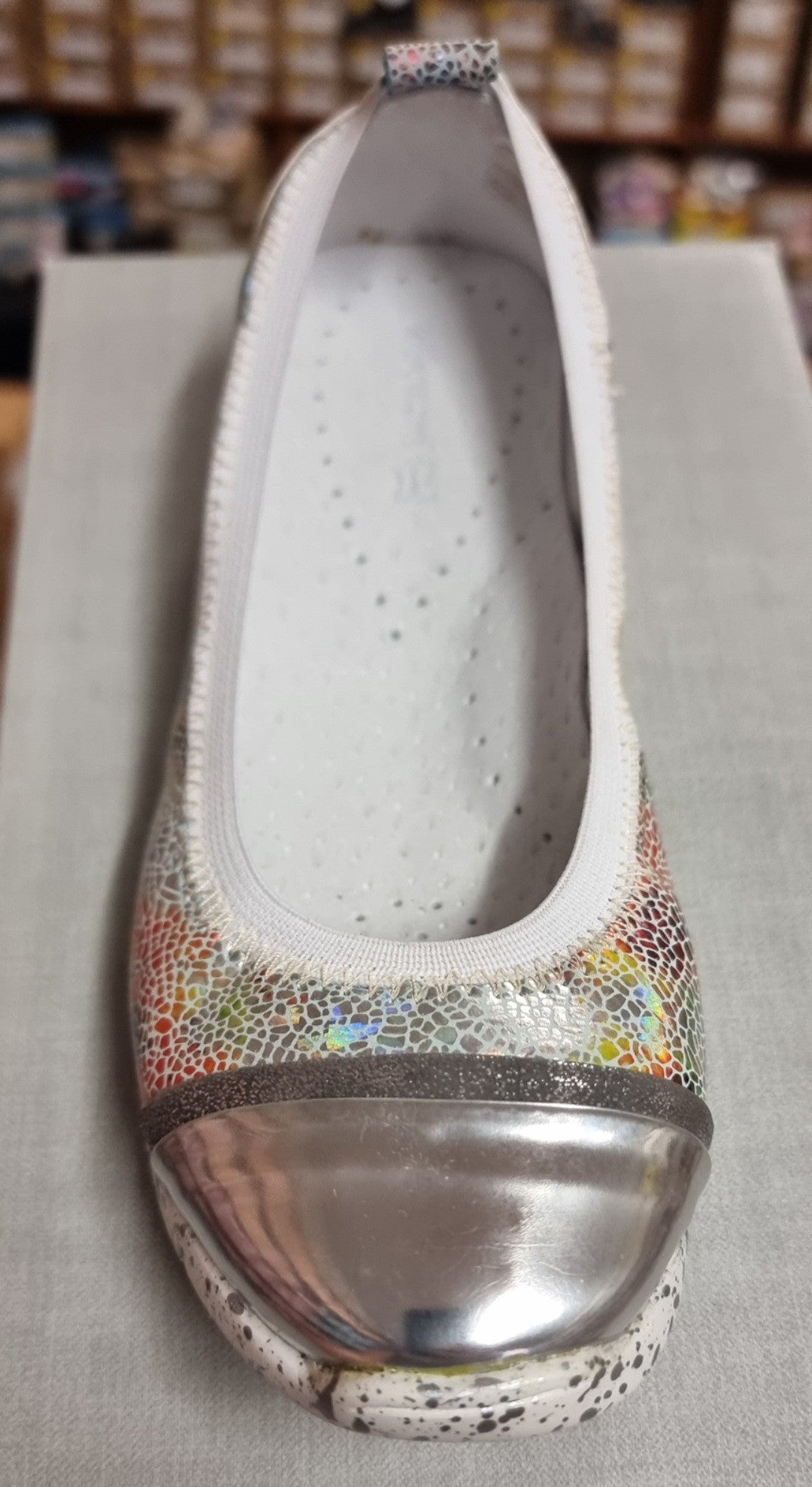 Kornecki ballerinas, color white._1130.jpg