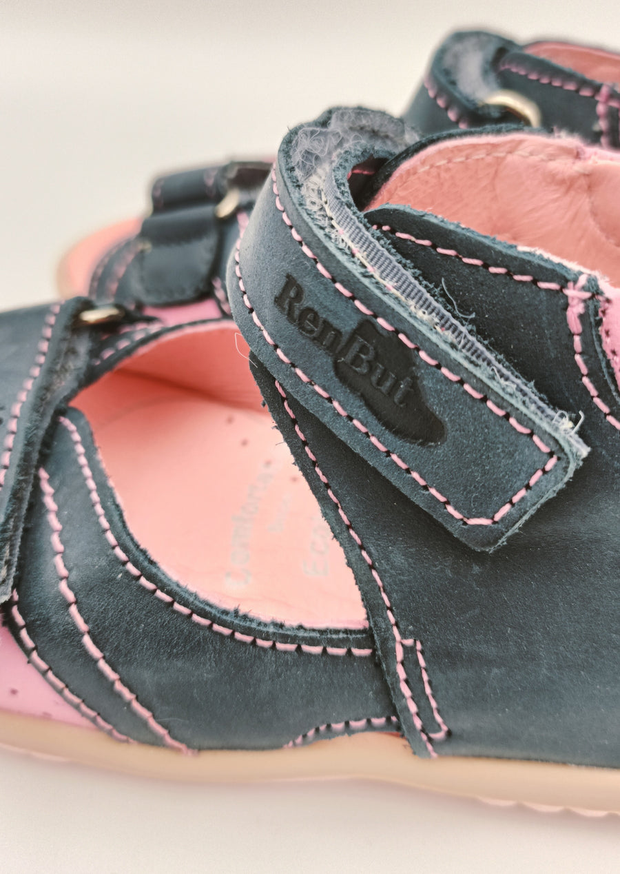 RenBut Girls leather sandals in Blue/Pink_3808.jpg