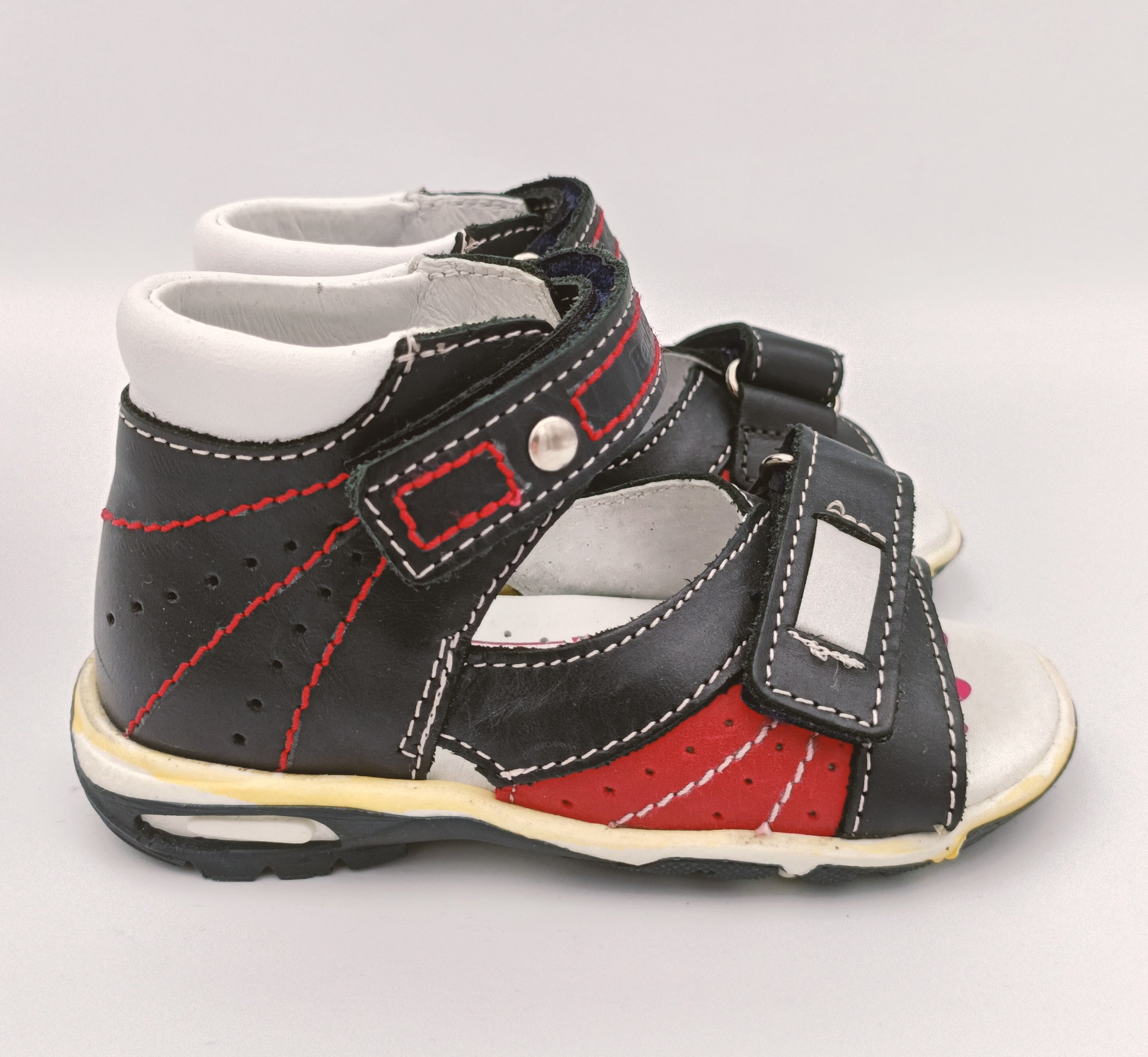 RenBut Boys leather sandals in Navy/Red_3806.jpg