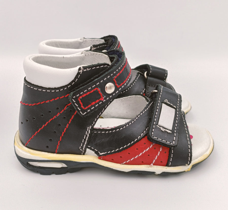 RenBut Boys leather sandals in Navy/Red_3806.jpg
