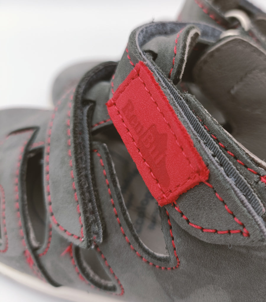 RenBut Boys leather sandals in Grey/Red_3821.jpg