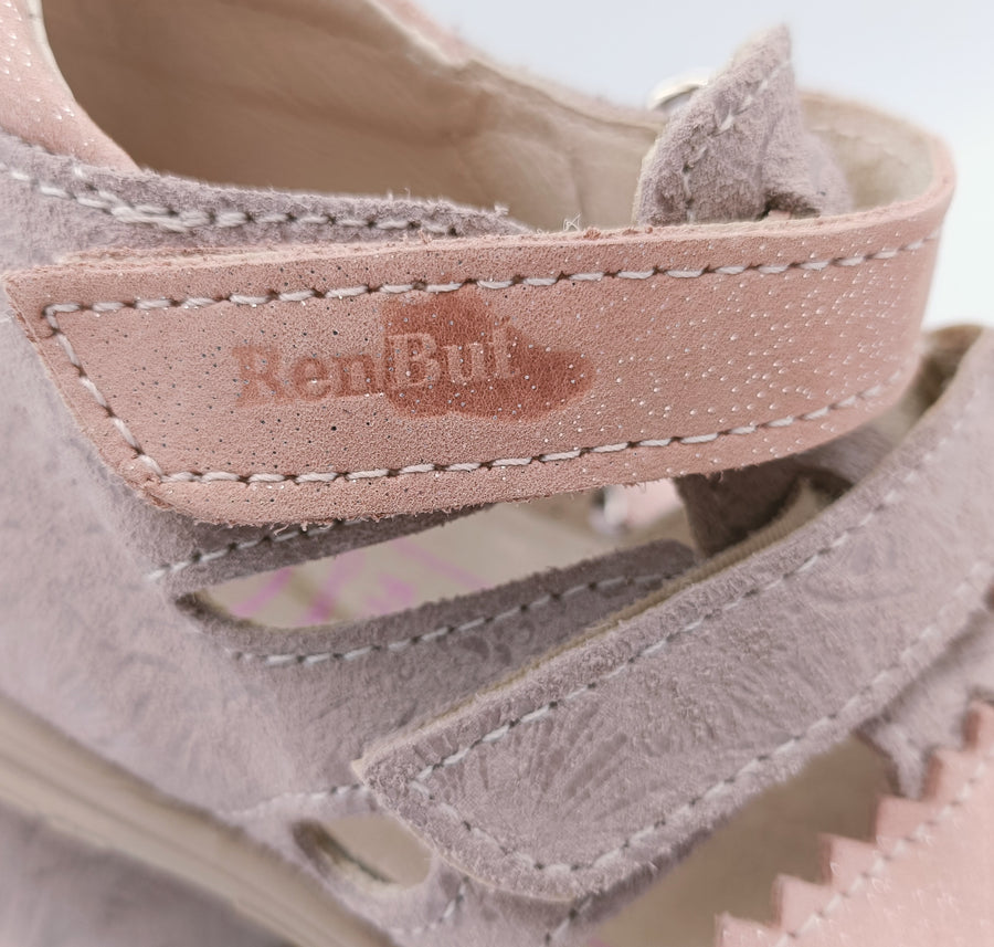 RenBut Girl leather sandals in Pink_3855.jpg
