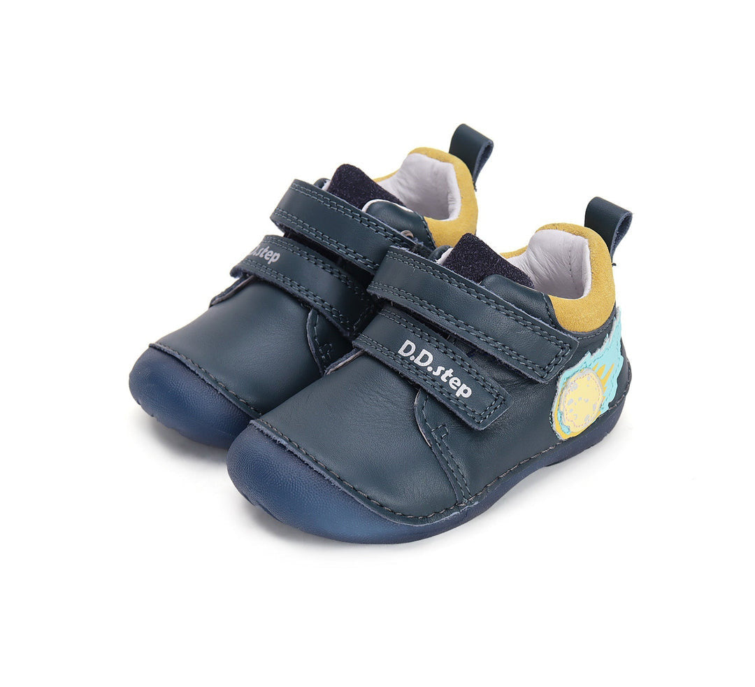 DD.step boys leather/ first steps/ glow in dark shoes/ Royal Blue S015-42219B_4091.jpg