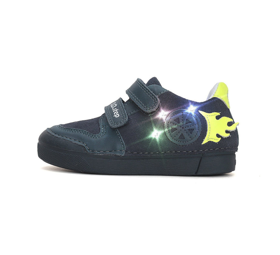 boys leather/ LED lights shoes/ S068-42389A – Healthy-Steps