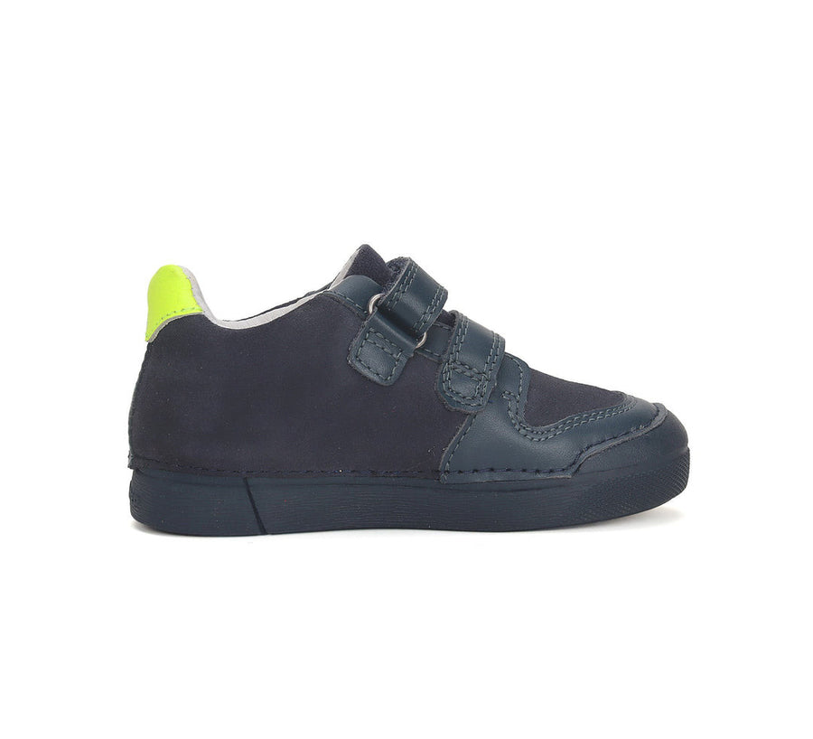 D.D.step boys leather/ LED lights shoes/ S068-42389A_4019.jpg