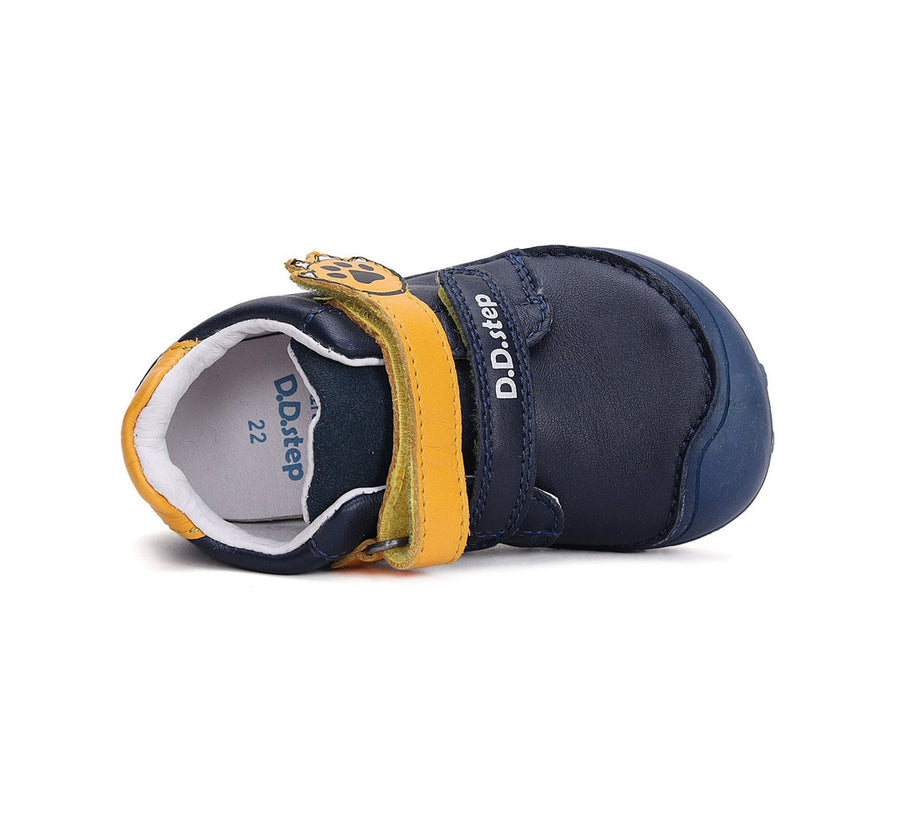 D.D Steps Boy's Leather shoes Barefoot (S073-42135)