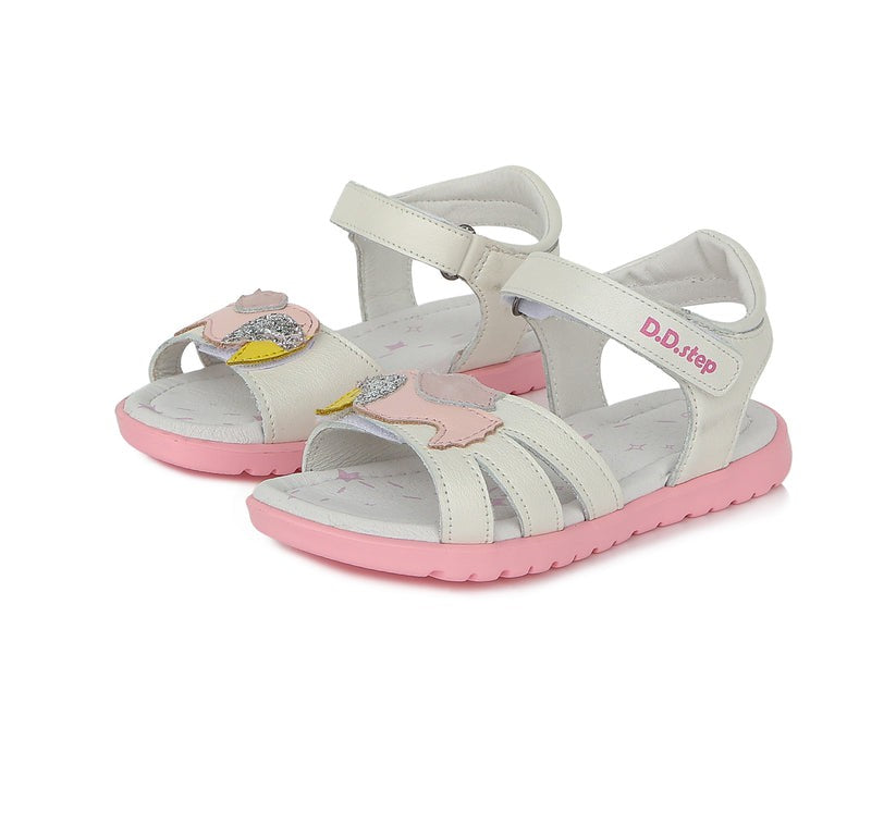D.D.step girls leather sandals /White AC055-145M_48.jpg
