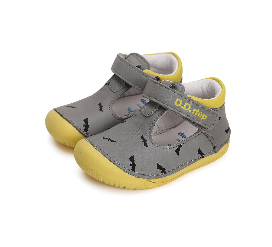 D.D.step boys leather/ barefoot/ first steps sandals H070-41464B_3559.jpg