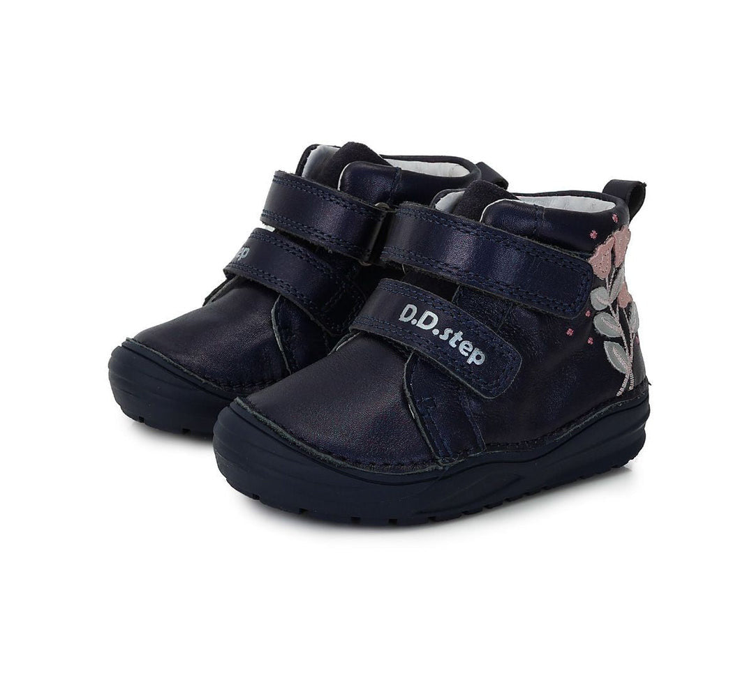 D.D.step girls leather/ first steps boots/ water-repellence A071-310B_2272.jpg