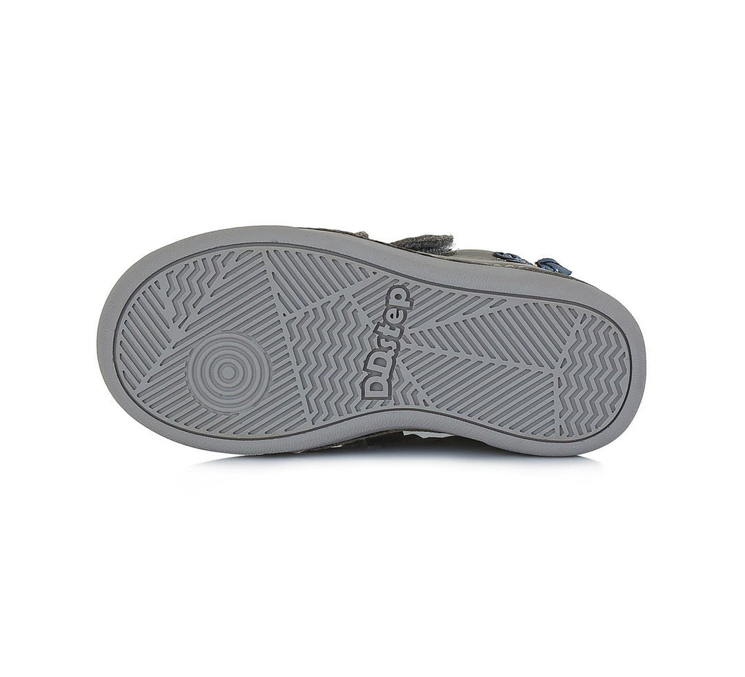 D.D.step boys grey/leather shoes/ sun reactive/ water-repellence S078-319AM_137.jpg